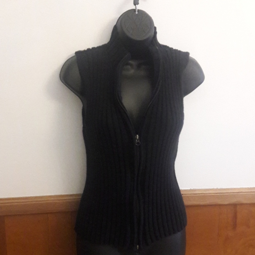 JG Hooks Sweater Vest sz Medium